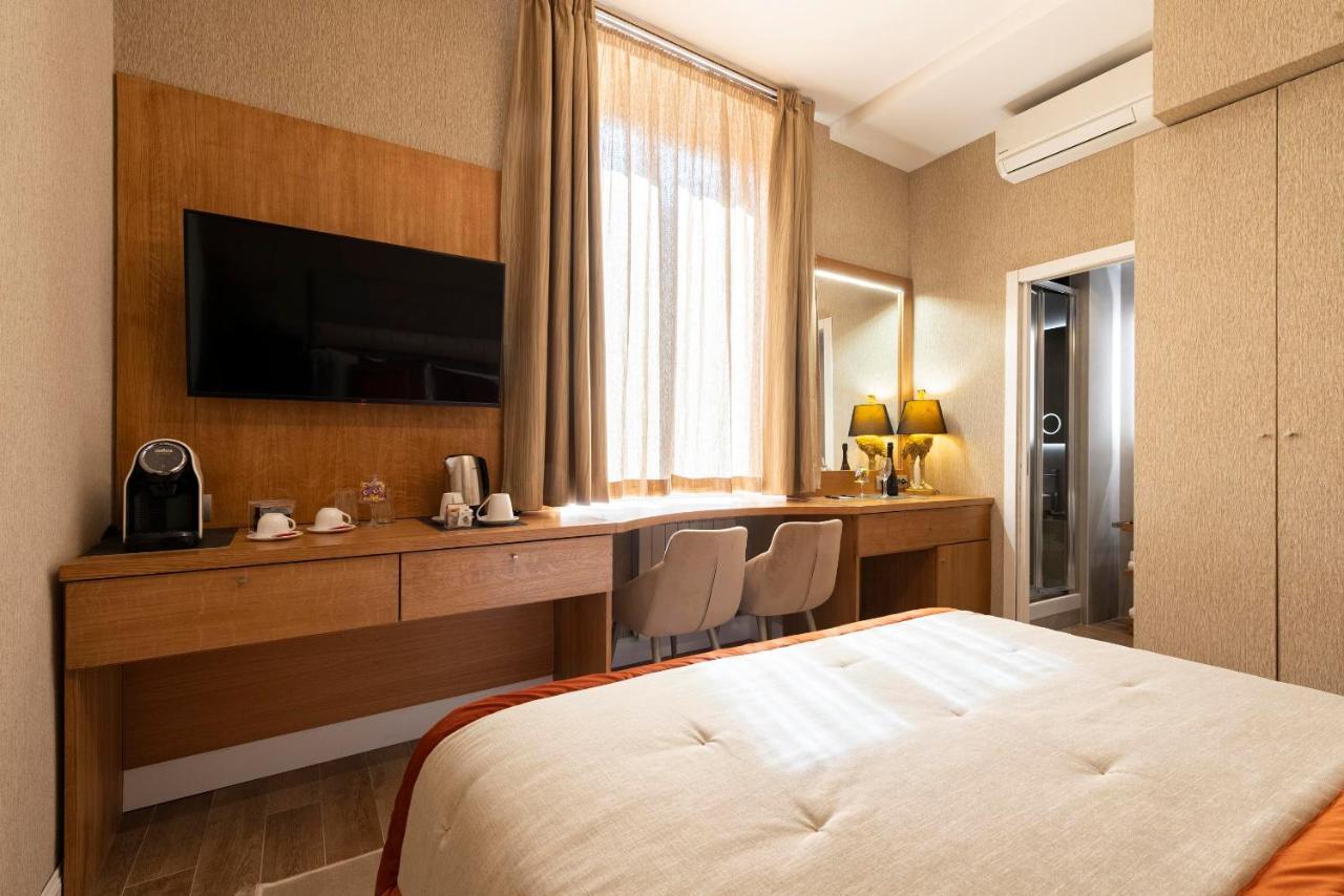 Royal Rooms Corso Рим Екстер'єр фото