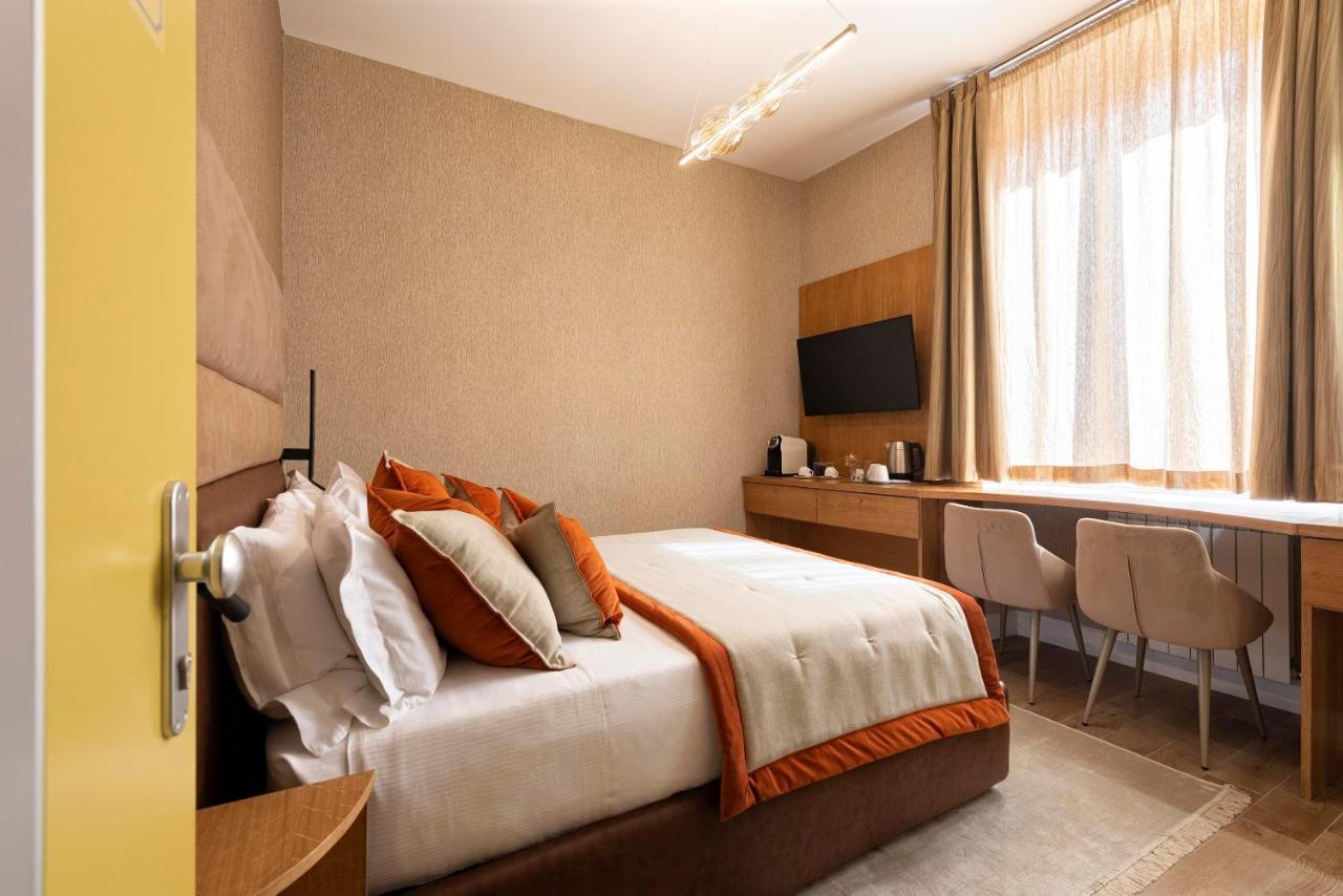Royal Rooms Corso Рим Екстер'єр фото