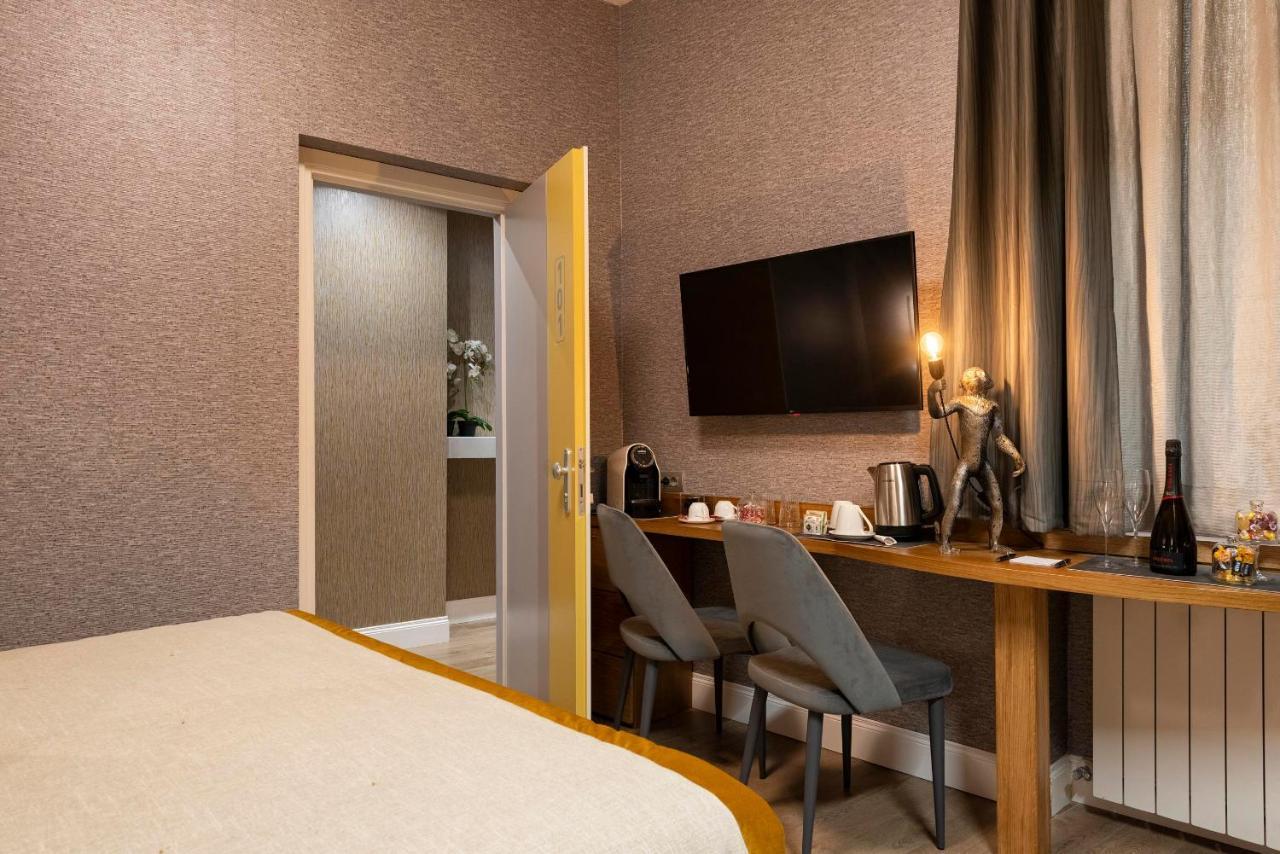 Royal Rooms Corso Рим Екстер'єр фото