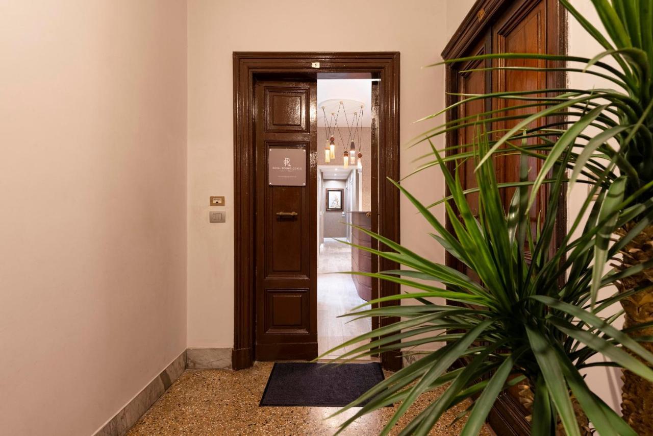 Royal Rooms Corso Рим Екстер'єр фото