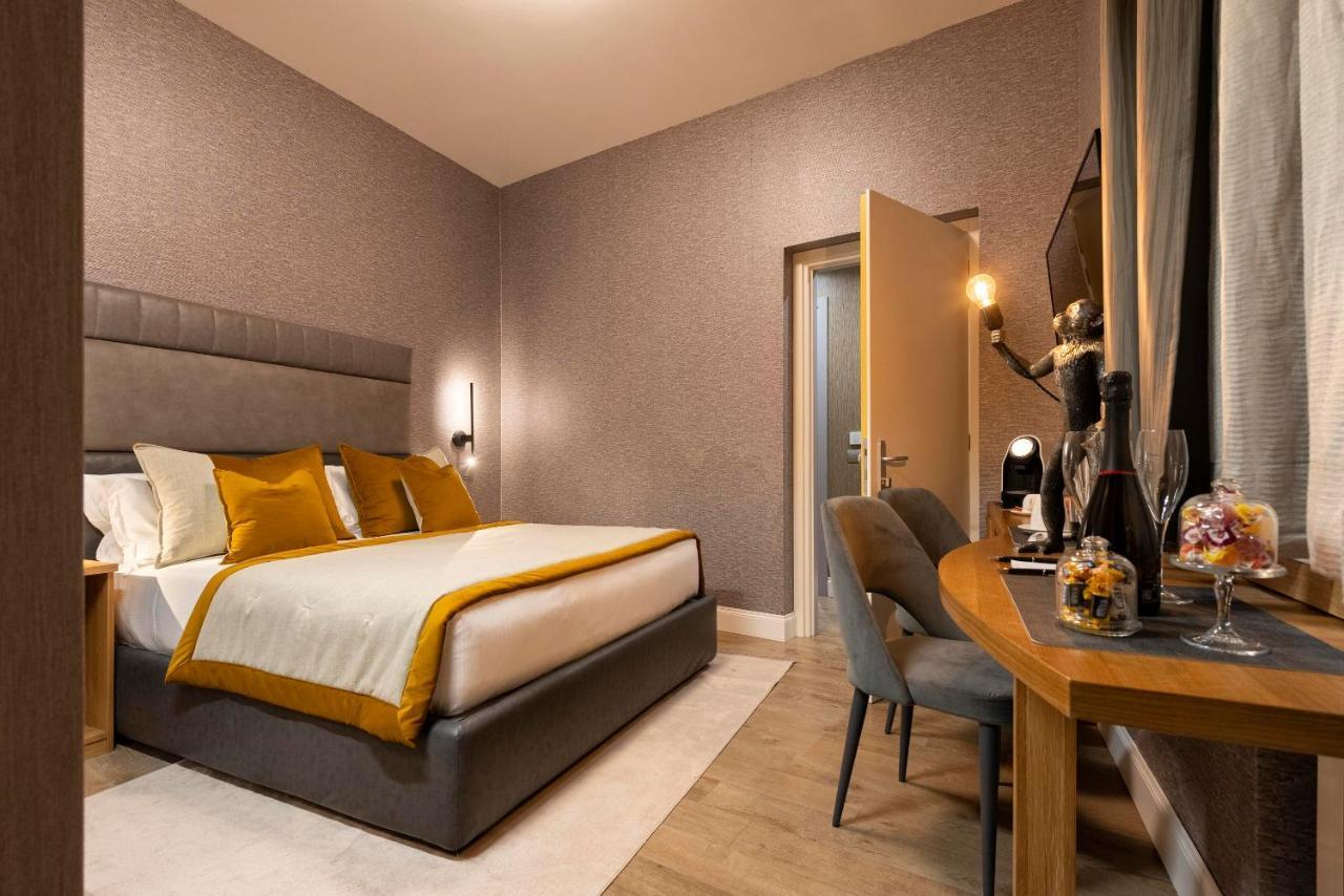 Royal Rooms Corso Рим Екстер'єр фото