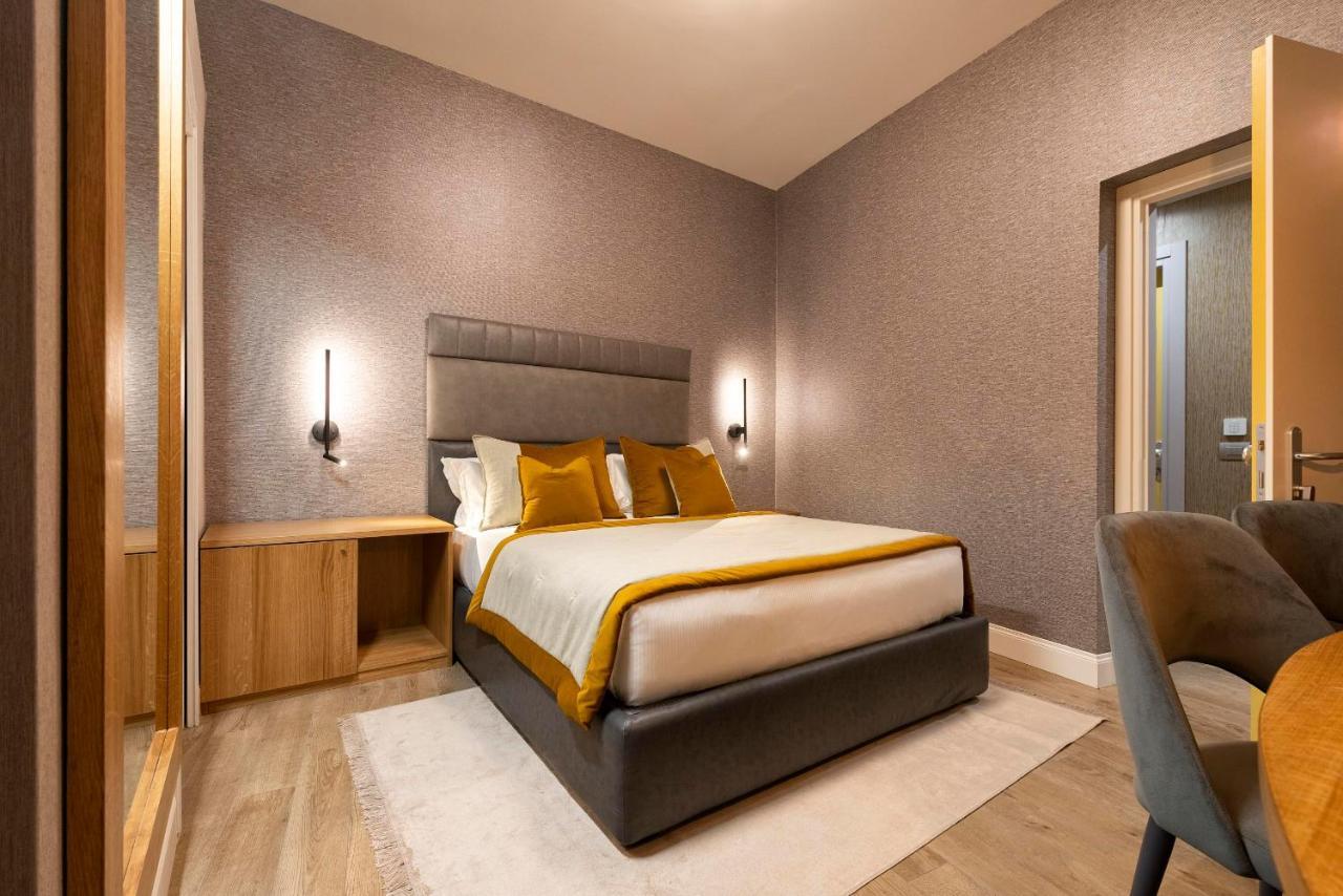 Royal Rooms Corso Рим Екстер'єр фото