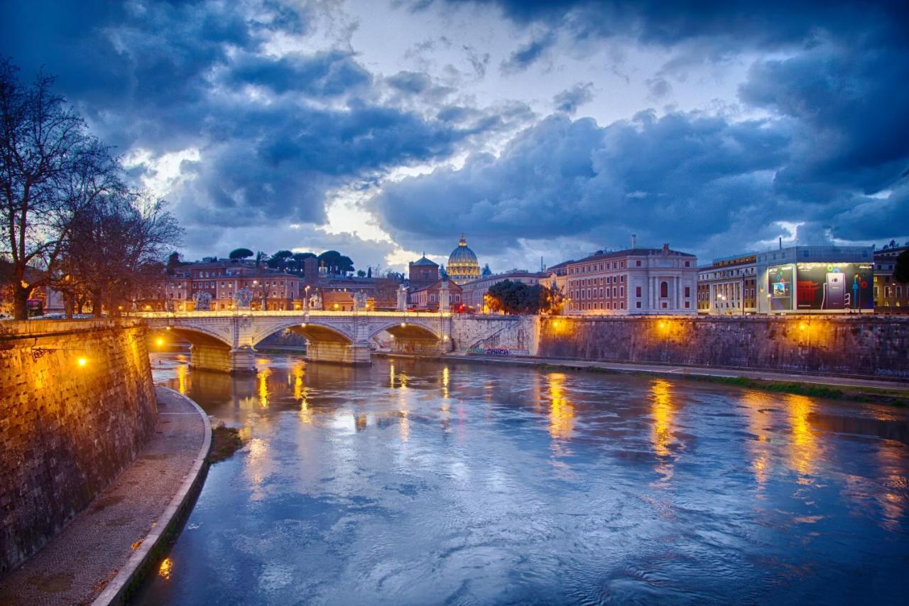 Royal Rooms Corso Рим Екстер'єр фото